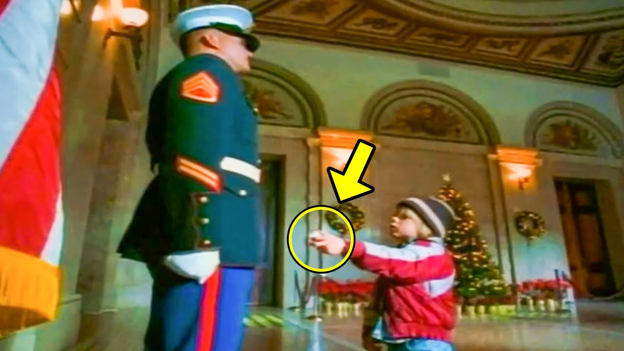 Marine ignores little boy in famous advert – with sweet twist