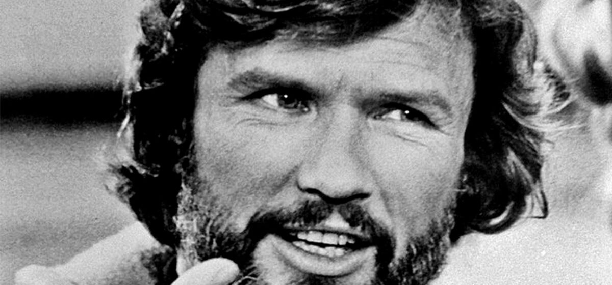 Emotional last photo of Kris Kristofferson moves fans to tears